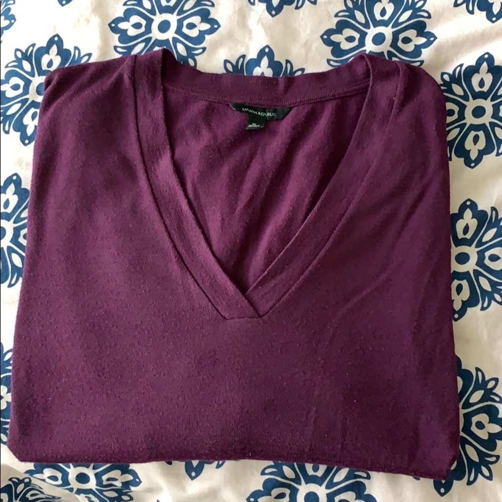Burgundy v neck sweater